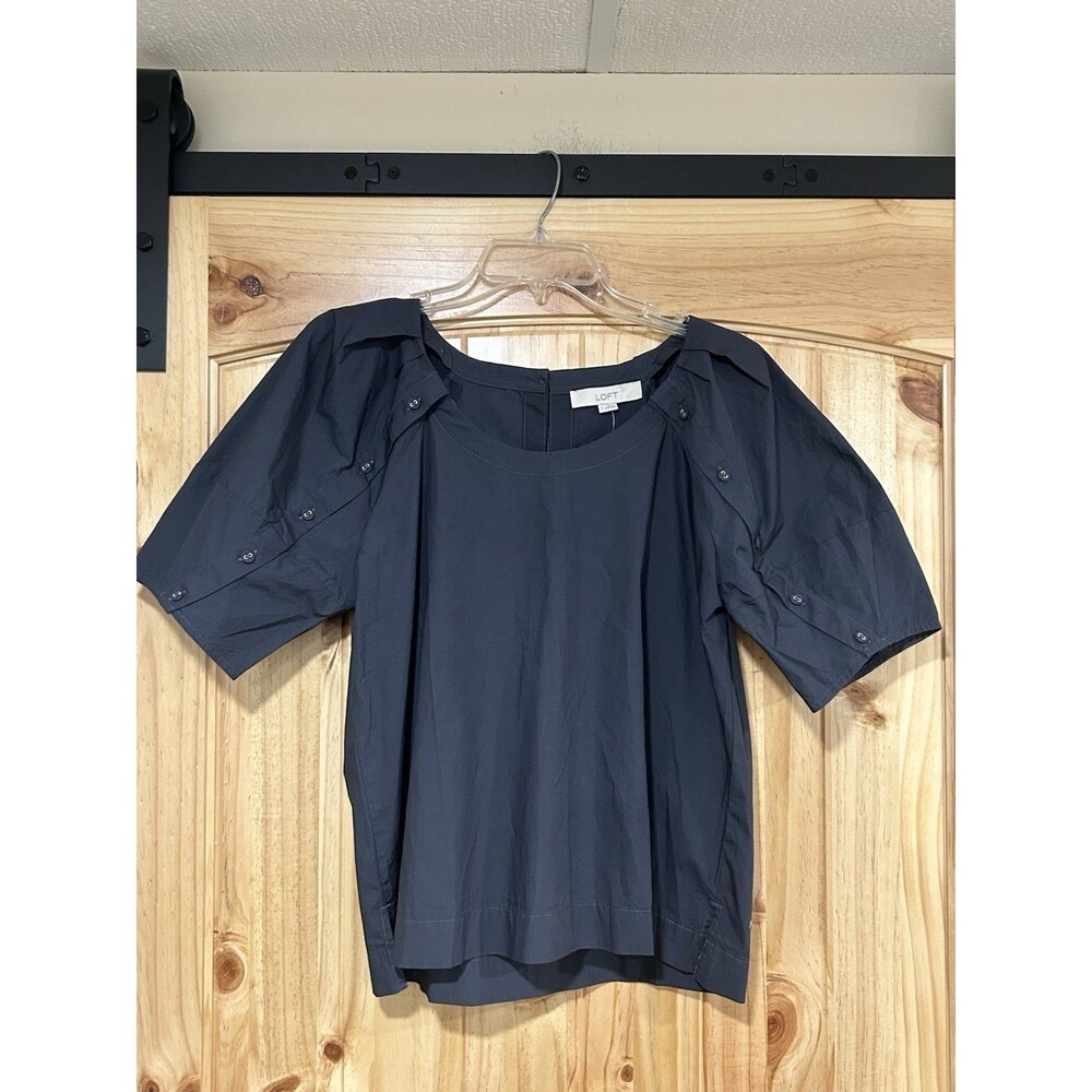 The Loft Women’s Top Navy Blue Round Neckline Short Sleeves Button Accents NWT S